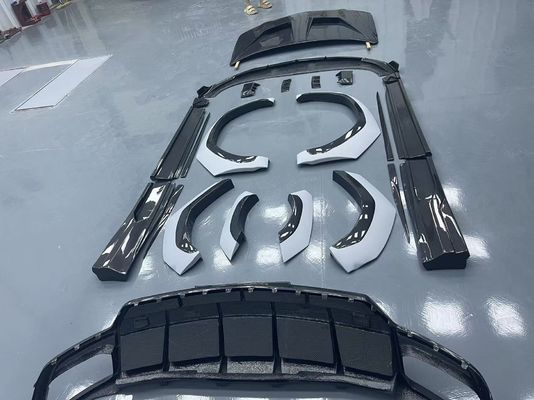लैम्बोर्गिनी उरुस कार्बन फाइबर बॉडी किट URUS 1016 स्टाइल कार्बन फाइबर फ्रंट लिप डिफ्यूज़र स्पोइलर हुड व्हील आर्क
