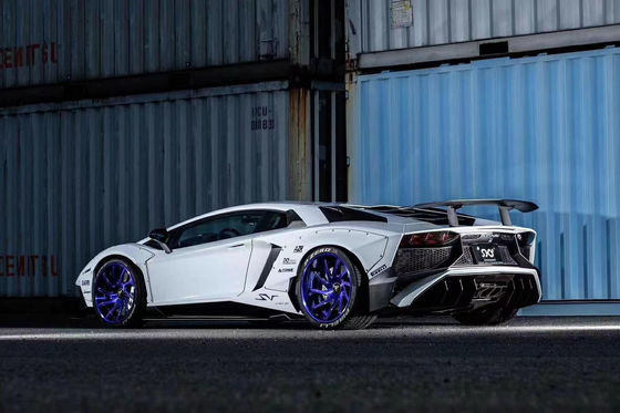 Lamborghini Aventador LP700 कार्बन फाइबर बॉडी किट LP700 अपग्रेड LB शैली साइड स्कर्ट स्पोइलर व्हील आर्क के लिए