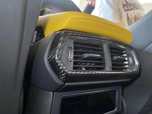 ऑटो पार्ट्स कार्बन फाइबर इंटीरियर के लिए Lamborghini Urus Urus कार्बन फाइबर केंद्रीय एयर कंडीशनिंग नियंत्रण सतह