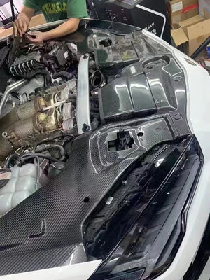 लैम्बोर्गिनी बॉडी किट URUS सूखी कार्बन फाइबर इंजन लाइनर शील्ड बदलें