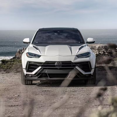 RT URUS एसयूवी के लिए कार्बन बॉडी किट लैम्बोर्गिनी फ्रंट लिप डिफ्यूज़र व्हील आर्क वाइडबडी किट