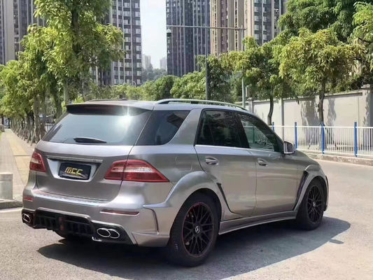 मर्सिडीज W166 ML350 ML400 ML63 के लिए वाल्ड स्टाइल बॉडी किट फ्रंट और रियर बम्पर वाइड बॉडी
