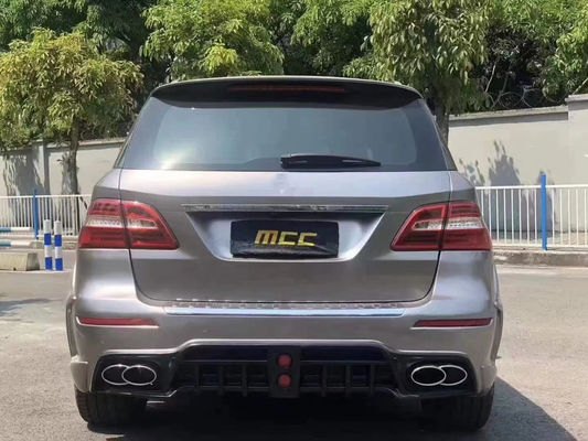 मर्सिडीज W166 ML350 ML400 ML63 के लिए वाल्ड स्टाइल बॉडी किट फ्रंट और रियर बम्पर वाइड बॉडी