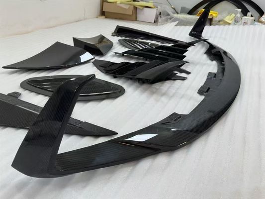 डीबीएस एस्टन मार्टिन बॉडी किट सफेद 770 स्टाइल कार में फ्रंट स्पोइलर लिप डिफ्यूज़र