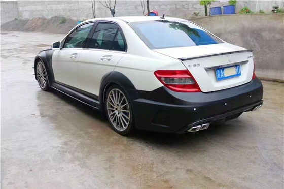 मर्सिडीज W204 C63 बॉडी किट के लिए W204 उन्नत ब्लैक सीरीज स्टाइल फ्रंट और रियर बंपर हुड वाइडबॉडी किट